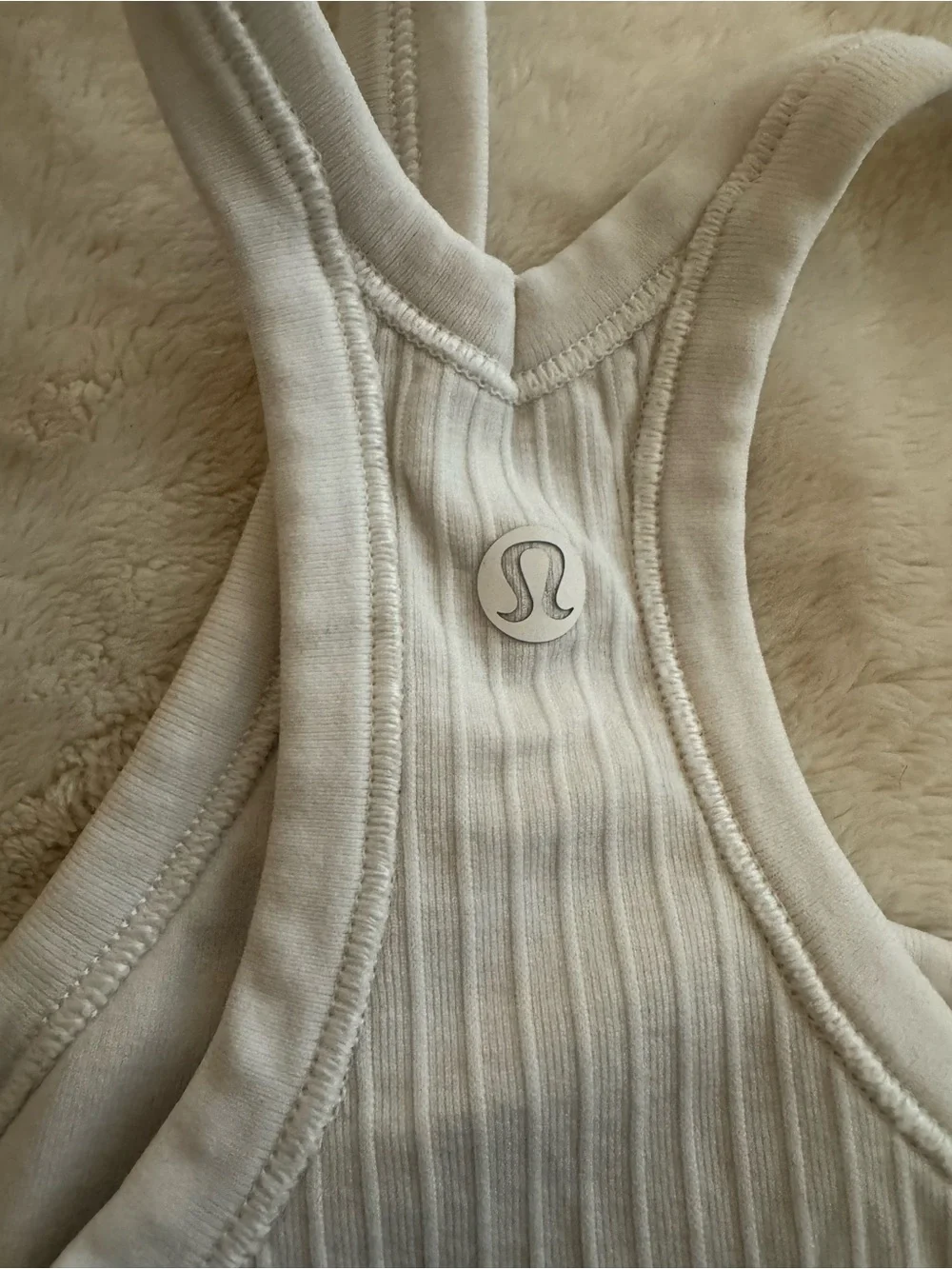 Lululemon Ebb to Street Tank Top Size 2 White Built-In Bra EUC